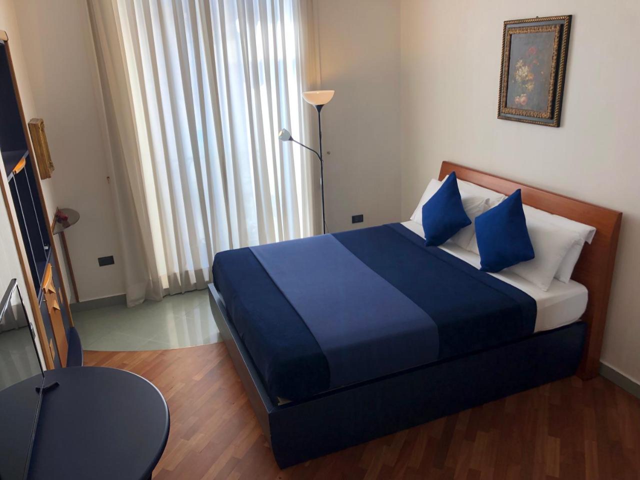 Smln Rooms & Suites Neapol Zewnętrze zdjęcie